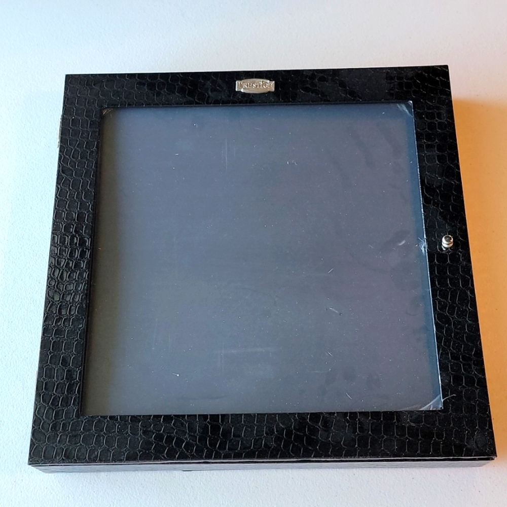 Prestige Ring Keeper